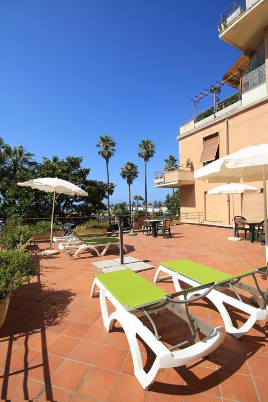 Hotel Kristina Imperia Ngoại thất bức ảnh