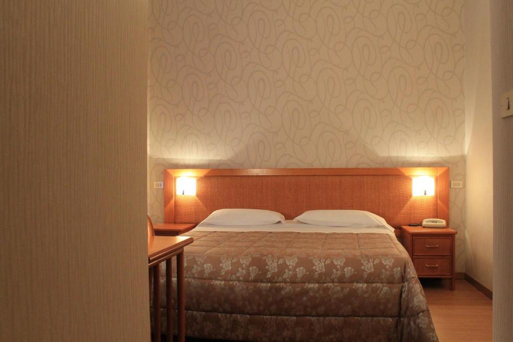 Hotel Kristina Imperia Phòng bức ảnh